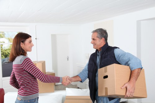 Screen-reader friendly local moving service content